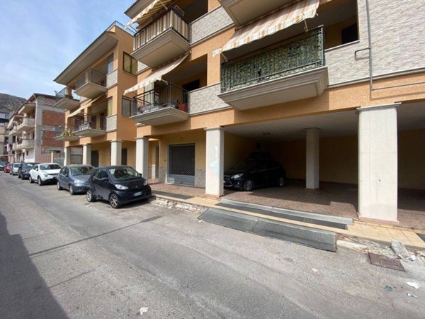 locale commerciale in affitto a Misilmeri in zona Portella di Mare