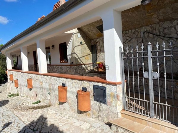 casa indipendente in affitto a Misilmeri in zona Gibilrossa