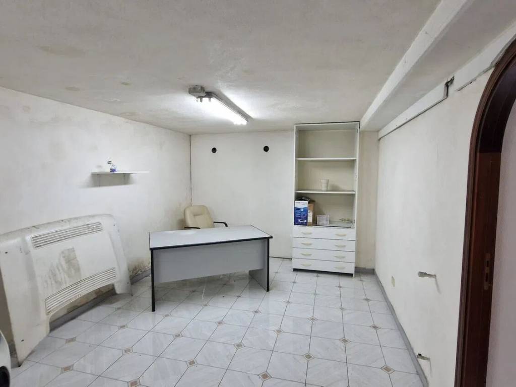negozio in affitto a Misilmeri