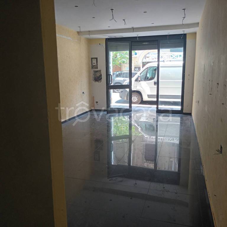 negozio in affitto a Monreale in zona San Martino delle Scale