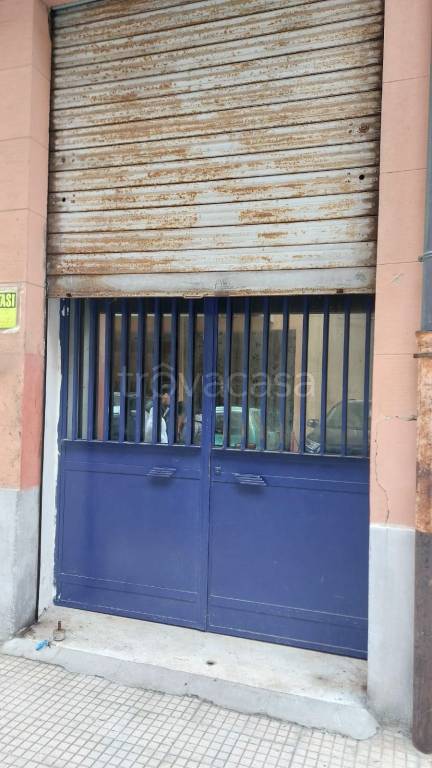 locale commerciale in affitto a Monreale in zona San Martino delle Scale