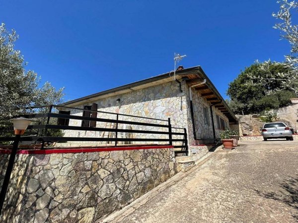 casa indipendente in affitto a Monreale