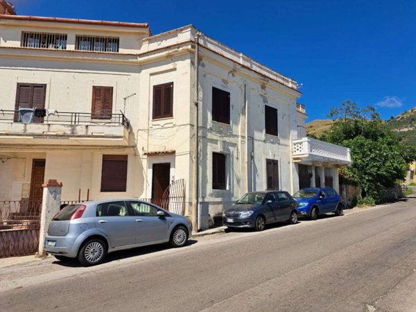 casa indipendente in affitto a Monreale in zona Aquino