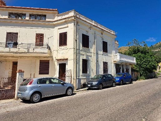 casa indipendente in affitto a Monreale in zona Aquino