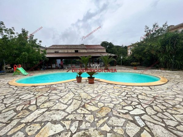 casa indipendente in affitto a Monreale in zona Pioppo