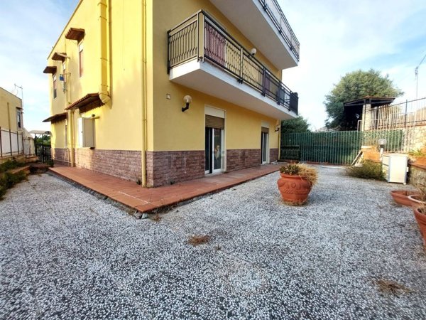 casa indipendente in affitto a Monreale in zona Aquino