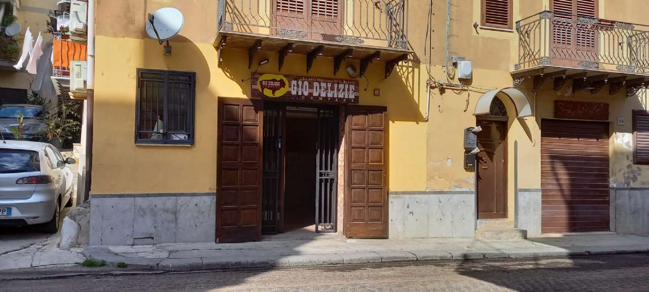 locale commerciale in affitto a Monreale