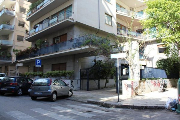 ufficio in affitto a Palermo in zona Libertà