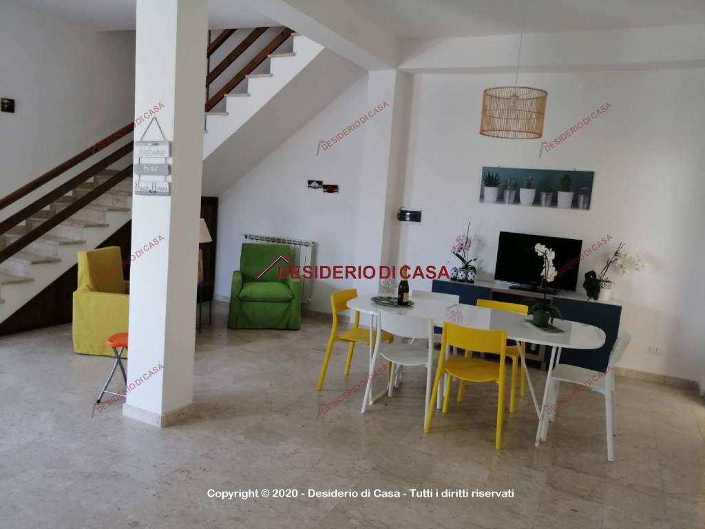 casa indipendente in affitto a Palermo in zona Mondello