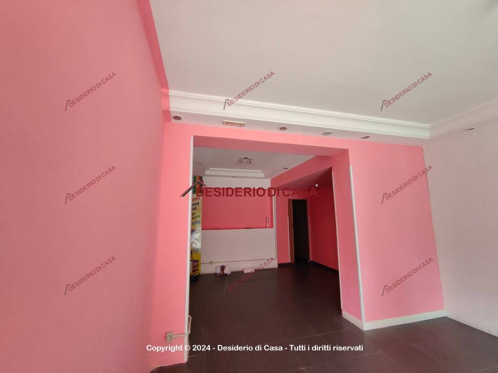 negozio in affitto a Palermo in zona Libertà