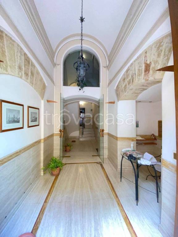 ufficio in affitto a Palermo in zona Politeama