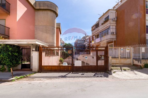 locale commerciale in affitto a Palermo in zona Cruillas