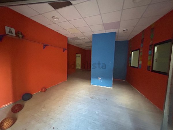 locale di sgombero in affitto a Palermo in zona Oreto