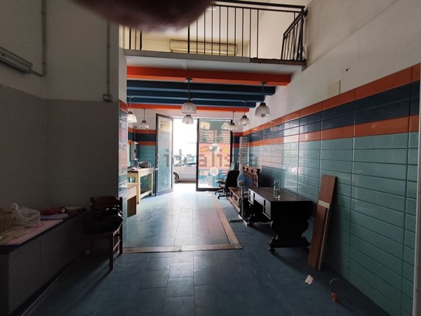 locale commerciale in affitto a Palermo in zona Libertà