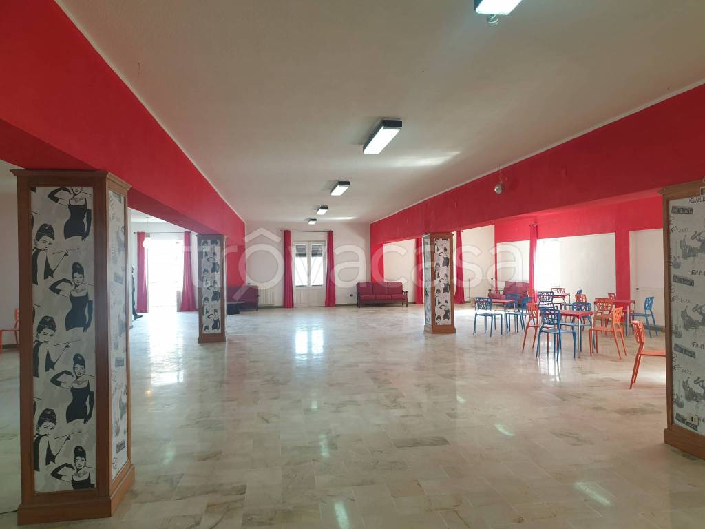 locale commerciale in affitto a Palermo in zona San Lorenzo