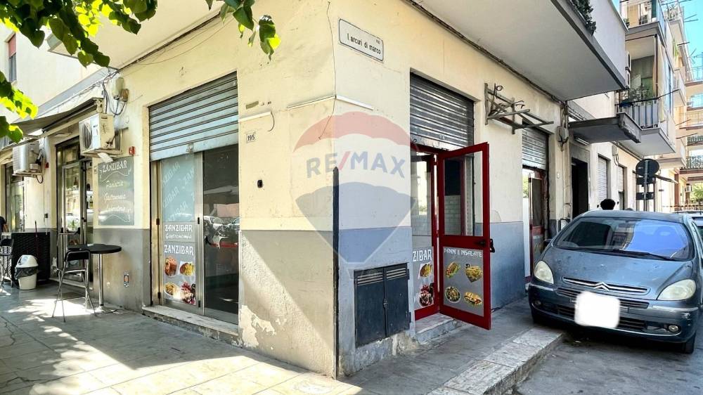 negozio in affitto a Palermo in zona Mezzomonreale