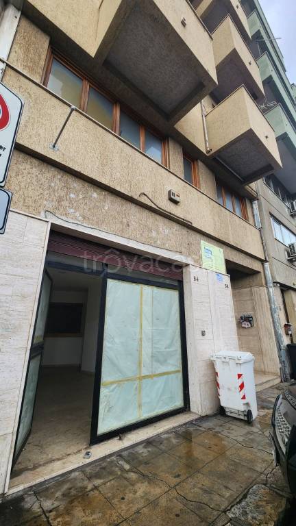 negozio in affitto a Palermo in zona Montepellegrino