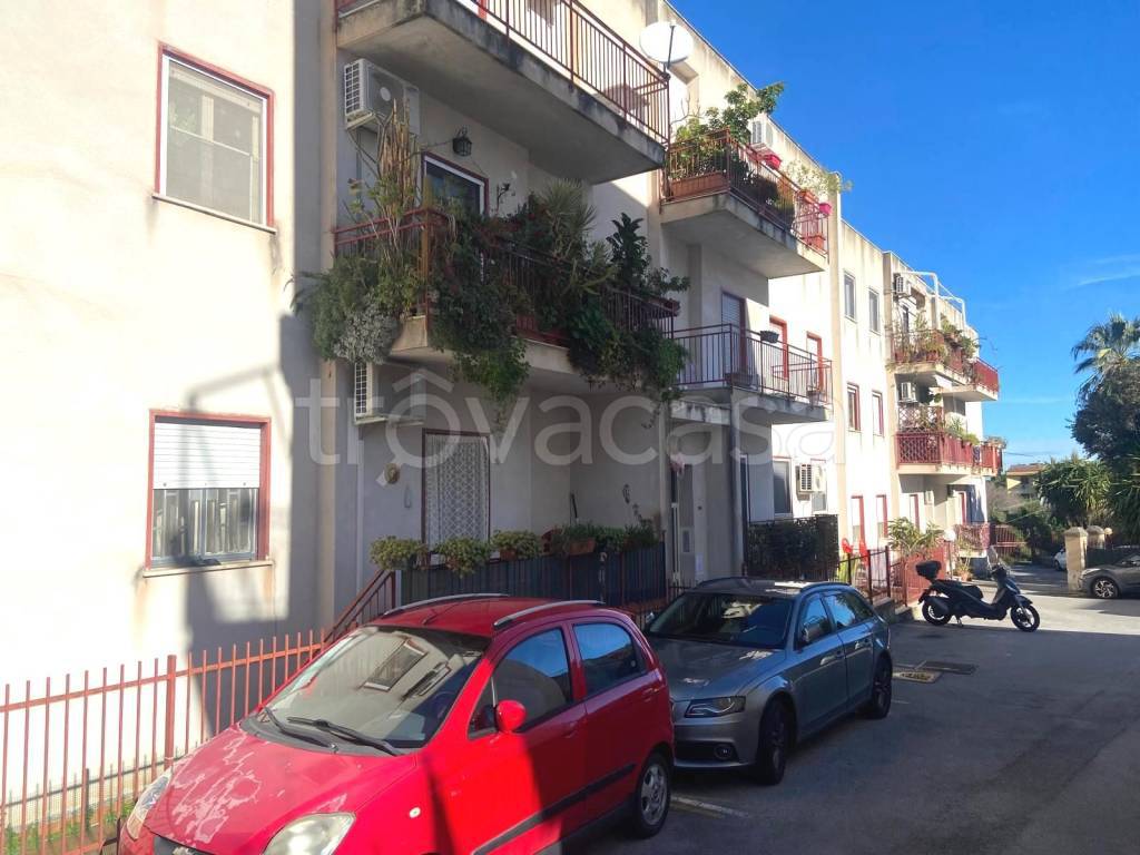 appartamento in affitto a Palermo in zona Villagrazia/Falsomiele