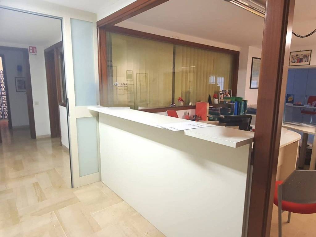 ufficio in affitto a Palermo in zona Libertà