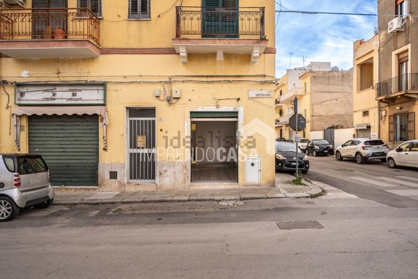 locale commerciale in affitto a Palermo in zona Pallavicino