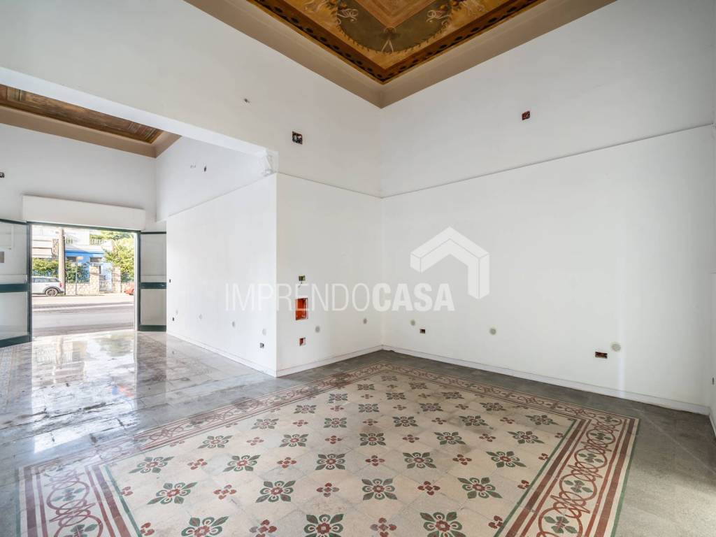 negozio in affitto a Palermo in zona Pallavicino