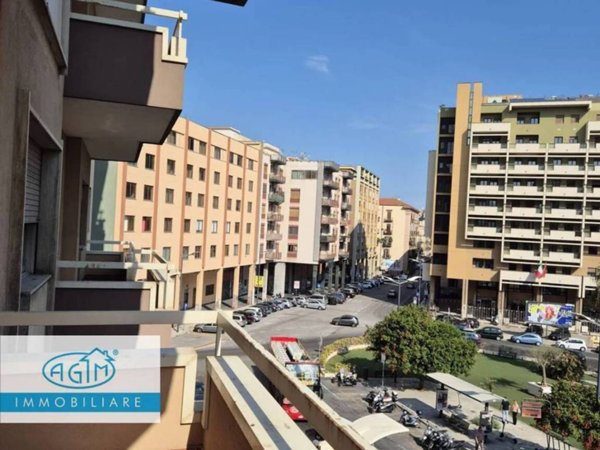 ufficio in affitto a Palermo in zona Politeama