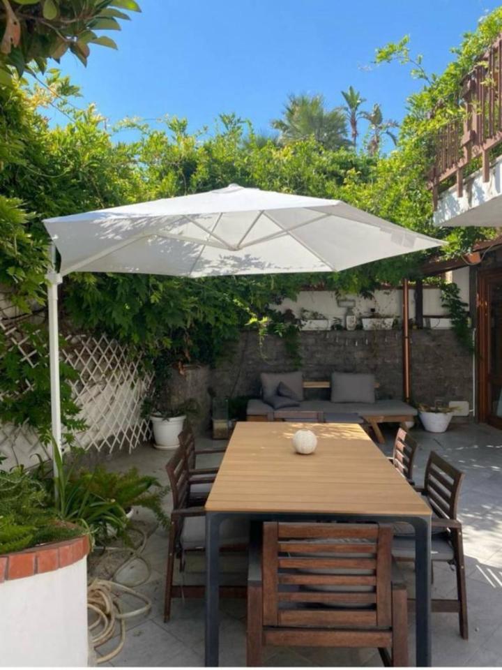 casa indipendente in affitto a Palermo in zona Mondello