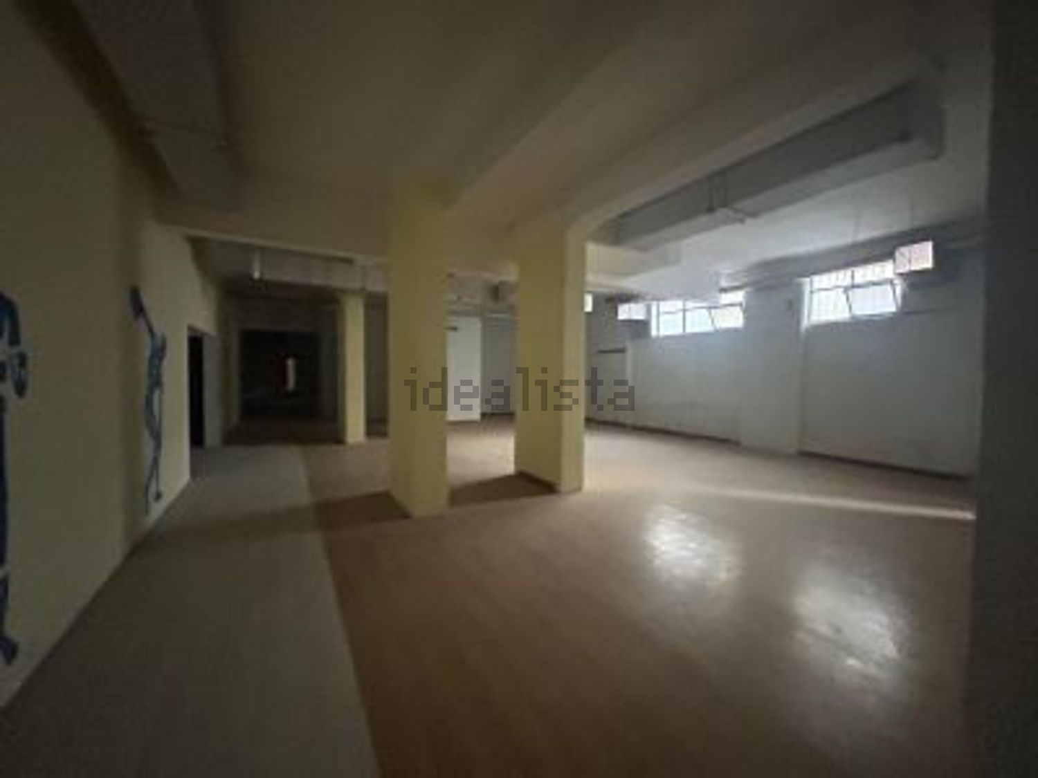 locale di sgombero in affitto a Palermo in zona Oreto