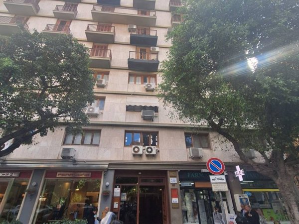 ufficio in affitto a Palermo in zona Libertà