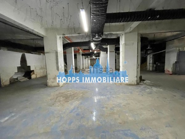 locale di sgombero in affitto a Palermo in zona Malaspina/Palagonia