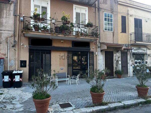 locale commerciale in affitto a Palermo in zona Tommaso Natale