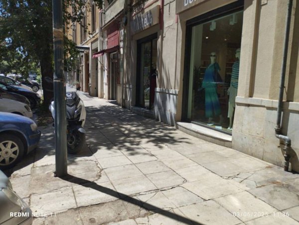 negozio in affitto a Palermo in zona Libertà