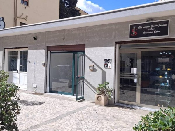 negozio in affitto a Palermo in zona Malaspina/Palagonia