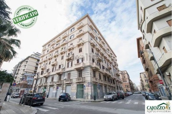 locale commerciale in affitto a Palermo in zona Politeama