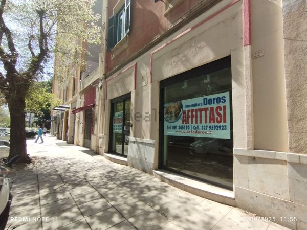 locale commerciale in affitto a Palermo in zona Libertà