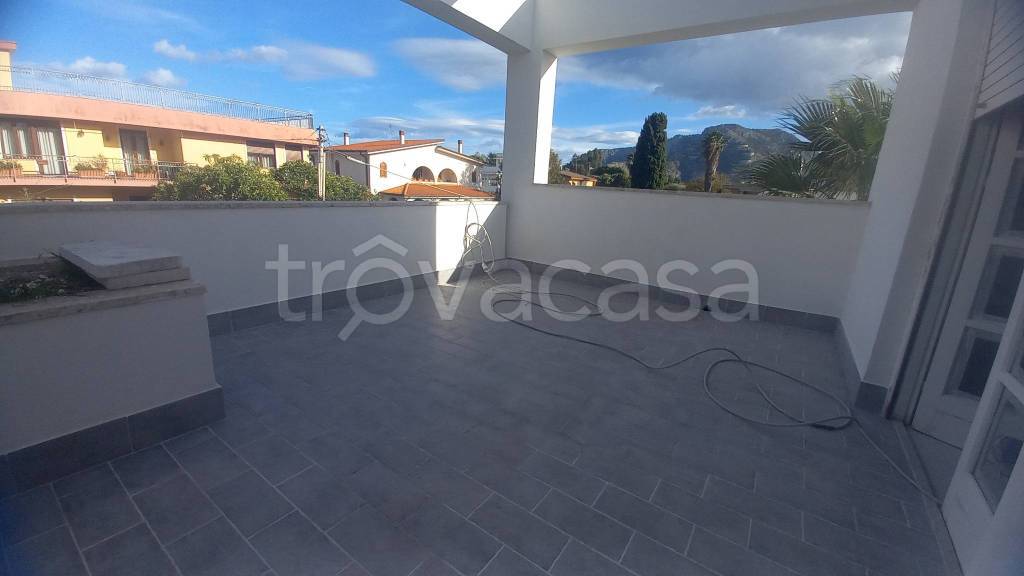 appartamento in affitto a Palermo in zona Mondello