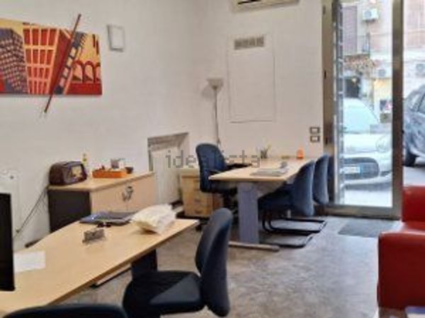 casa indipendente in affitto a Palermo in zona Libertà