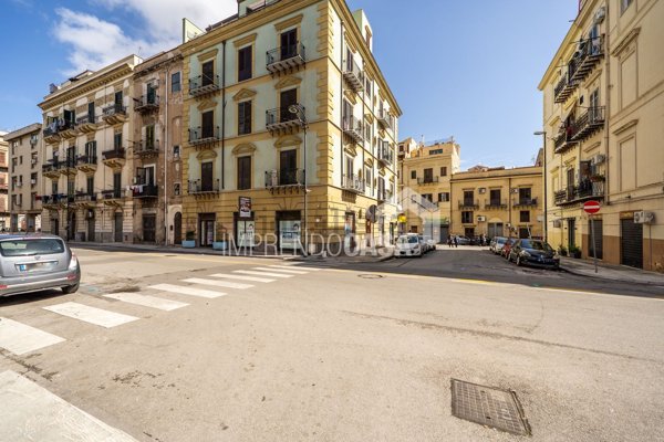 locale commerciale in affitto a Palermo in zona Libertà