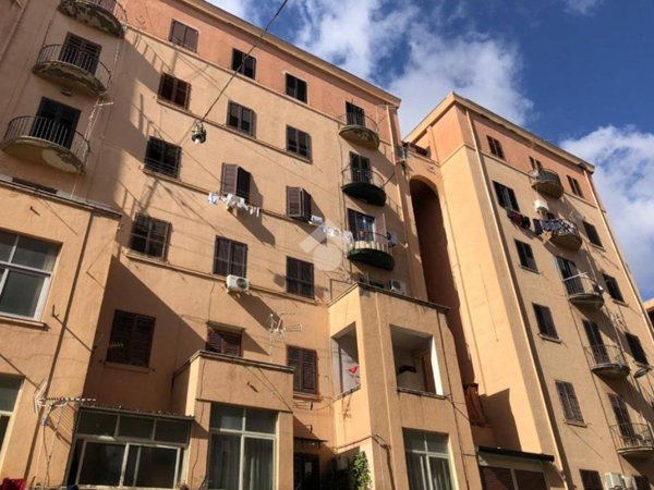 appartamento in affitto a Palermo in zona Montegrappa / Santa Rosalia