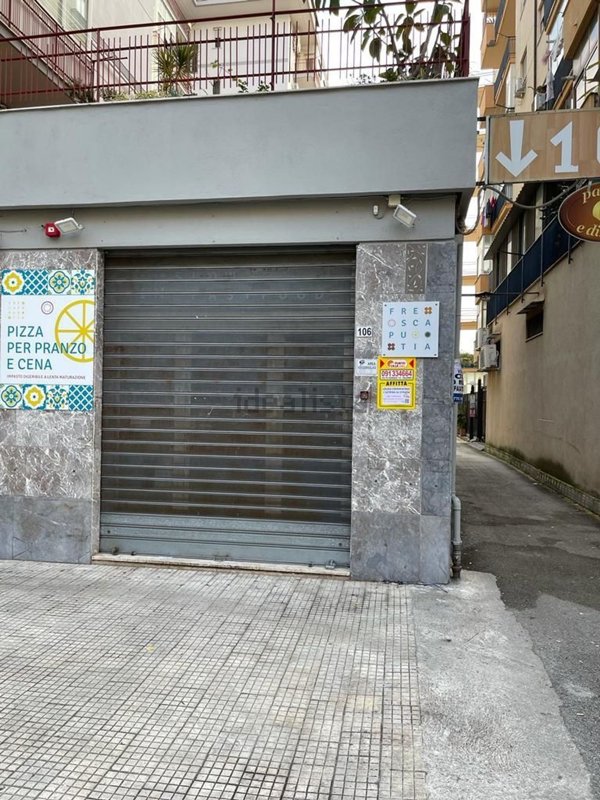 negozio in affitto a Palermo in zona Malaspina/Palagonia