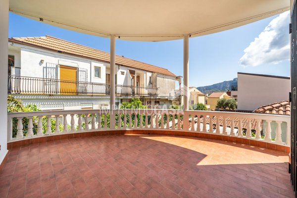 appartamento in affitto a Palermo in zona Mondello