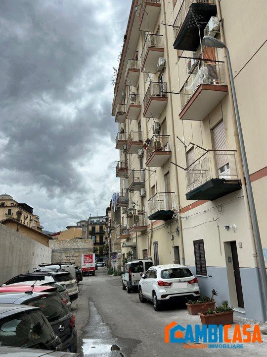 appartamento in affitto a Palermo in zona Politeama