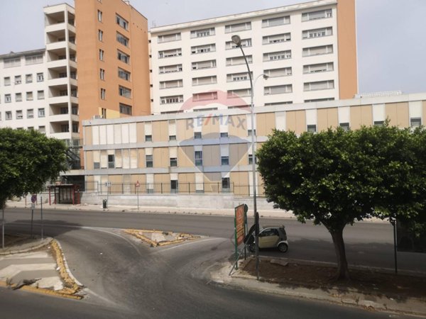 appartamento in affitto a Palermo in zona Montegrappa / Santa Rosalia