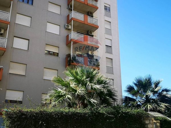 appartamento in affitto a Palermo in zona Montegrappa / Santa Rosalia