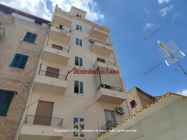 appartamento in affitto a Palermo in zona Montegrappa / Santa Rosalia