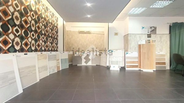 locale commerciale in affitto a Palermo in zona Libertà