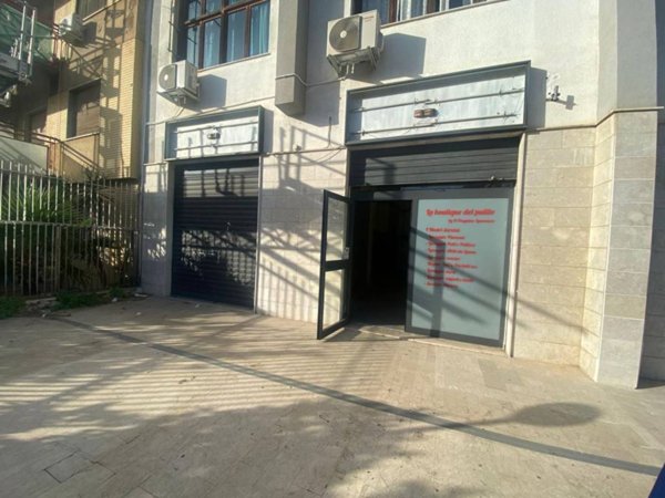 negozio in affitto a Palermo in zona Libertà