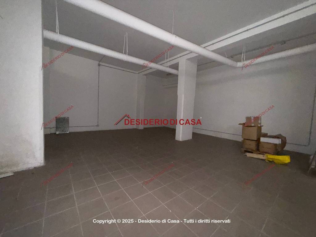 locale commerciale in affitto a Palermo in zona Resuttana