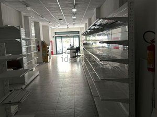 locale commerciale in affitto a Palermo in zona Libertà