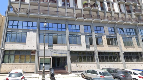 ufficio in affitto a Palermo in zona Libertà